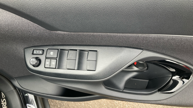 Toyota Yaris Cross 1.5 Hybrid Excel 5dr CVT Hybrid Estate